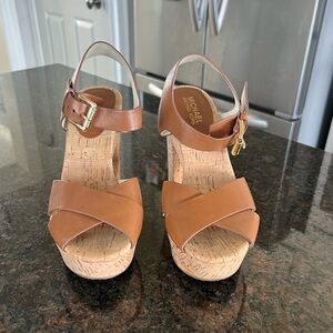 Michael Kors - Natalia Brown/Walnut Cork Platform Sandals